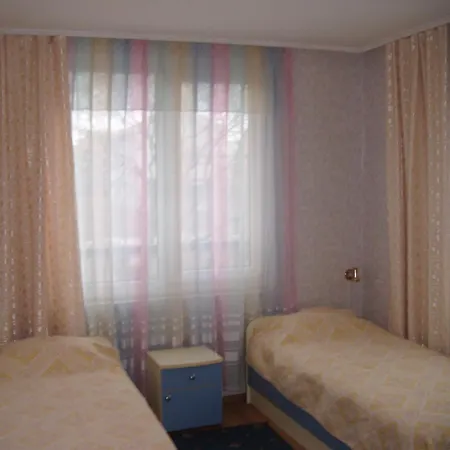 And Guest Limextour بيت ضيافة بوموري